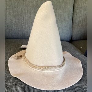 Scarecrow Costume Hat, Adult Tan Felt Hat With Rope Brim One Size Fits Most